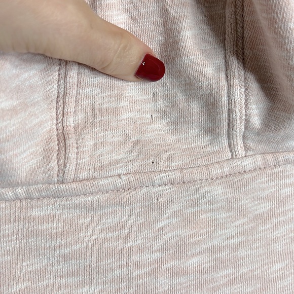 Carhartt Slightly Fitted Dusty Pink Hoodie size S (4-6) - Picture 9 of 9